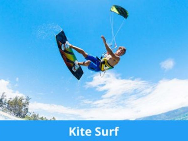 kite-surfCF0F03ED-9AA7-BDEF-9743-631876A08D37.jpg